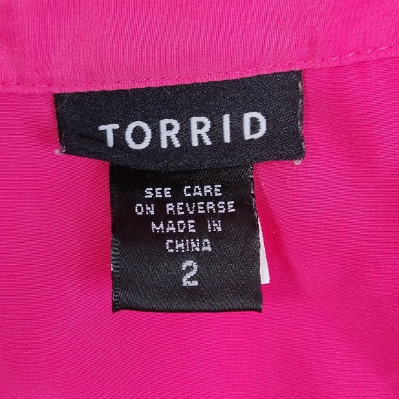 Torrid Pink Button Front Sleeveless Top - Picture 3 of 8